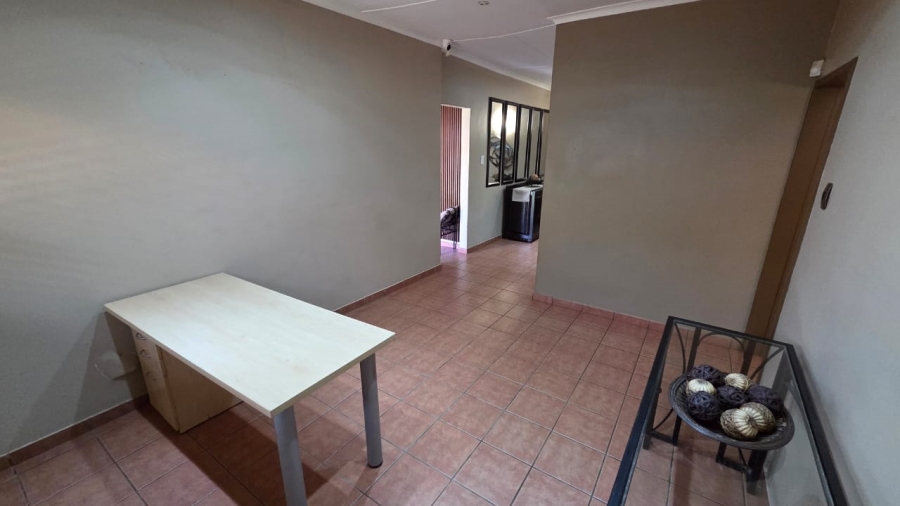 3 Bedroom Property for Sale in Protea Park North West
